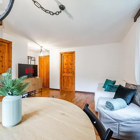 Centro Paese - 2 Passi Dalle Piste Courmayeur