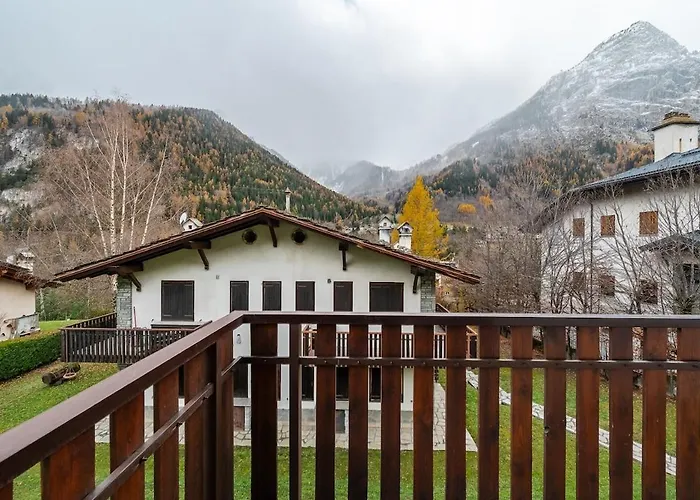 Centro Paese - 2 Passi Dalle Piste * Курмайор