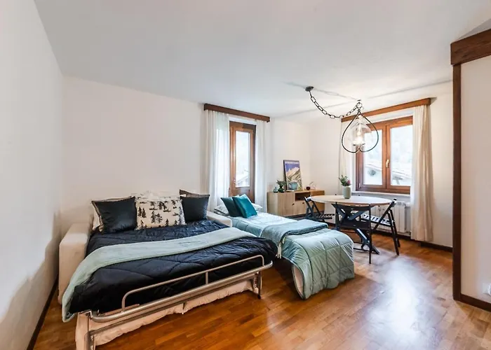 Appartamento Centro Paese - 2 Passi Dalle Piste Courmayeur