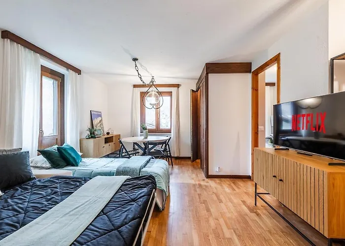 Апартаменти Centro Paese - 2 Passi Dalle Piste Курмайор